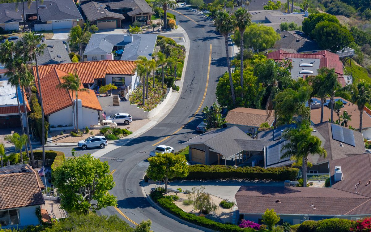 Los Angeles, CA — 2nd Trust Deed